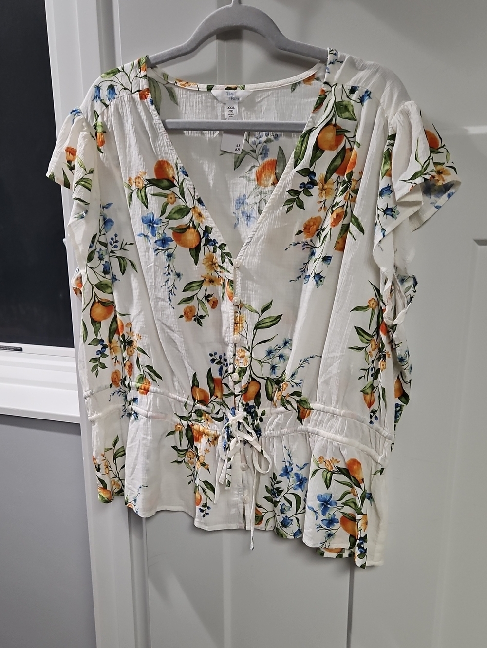 Time and Tru White Floral Button-Front Peplum Blouse with Drawstring